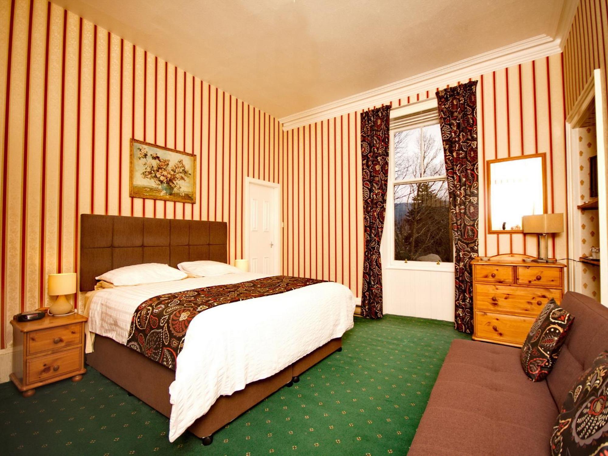 Birchwood Hotel Пітлохрі Екстер'єр фото